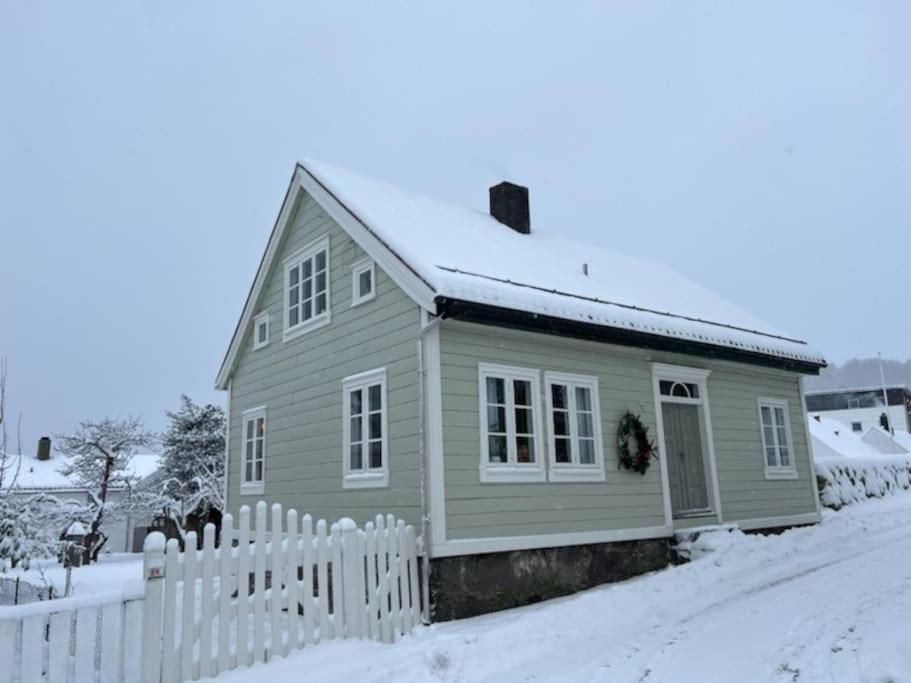 Elins Gjestehus Egersund Buitenkant foto