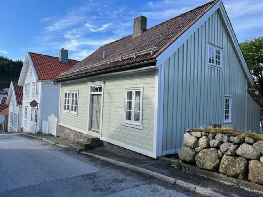 Elins Gjestehus Egersund Buitenkant foto